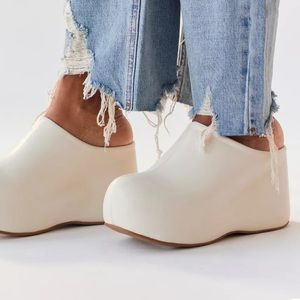 Jeffrey Campbell Cloggin clogs